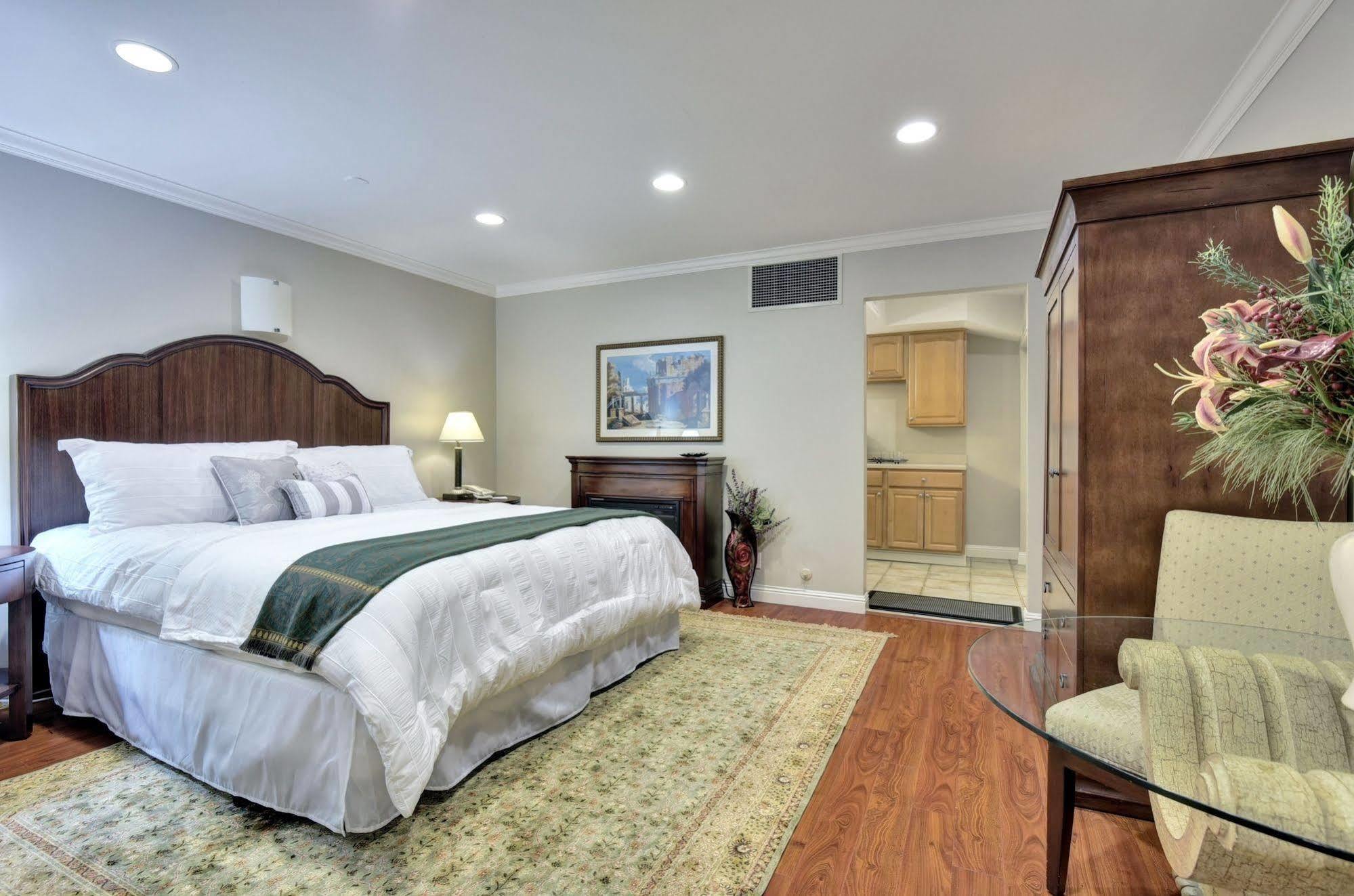 Stanford Terrace Inn Palo Alto Bagian luar foto