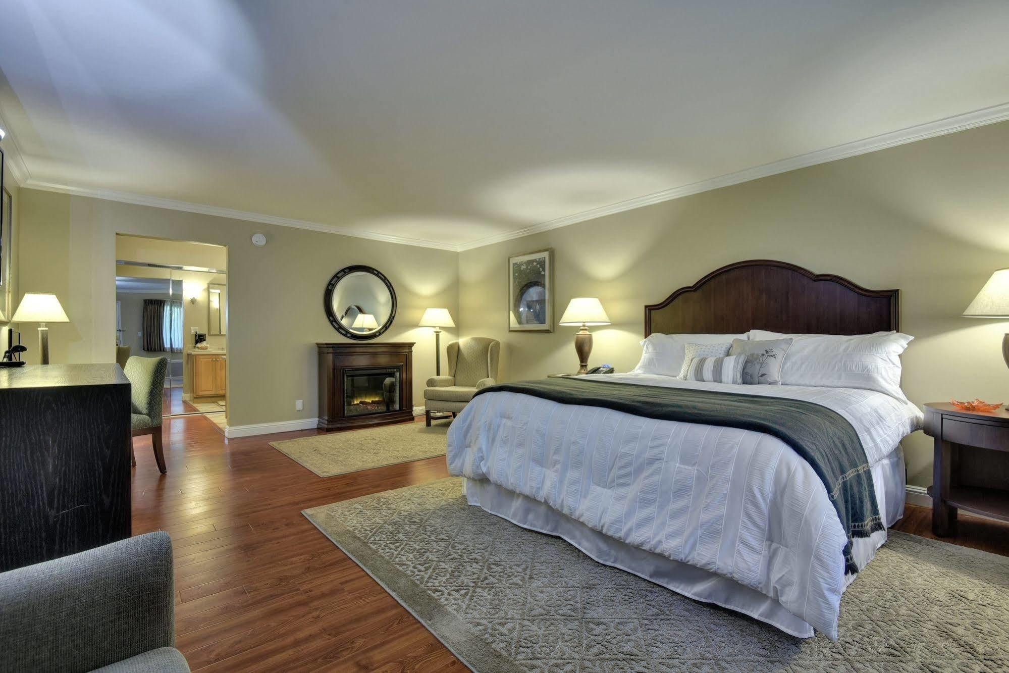 Stanford Terrace Inn Palo Alto Bagian luar foto